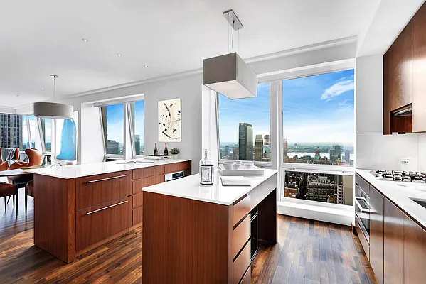 Rented by Compass | media 21