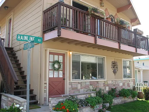 148 Hainline Rd #A — Photo 2