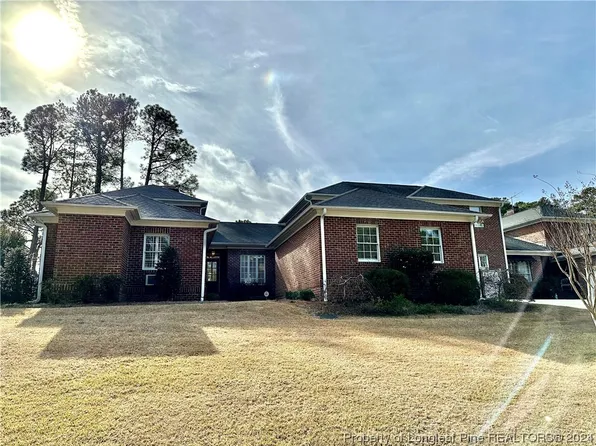 1316 Longleaf Dr, Fayetteville, NC 28305