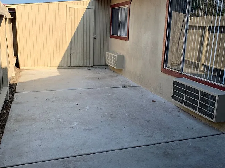 Meadowlark — Photo 10