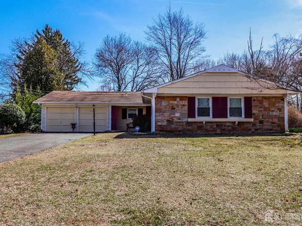 27 Hill Ave, Somerset, NJ 08873