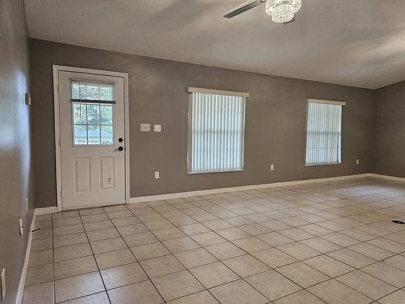 2nd image of 931 Sunset Shores Dr