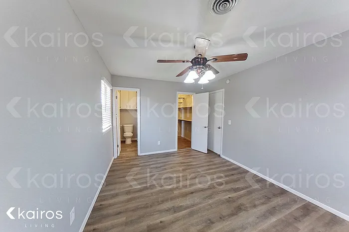 4405 Crockett St — Photo 12