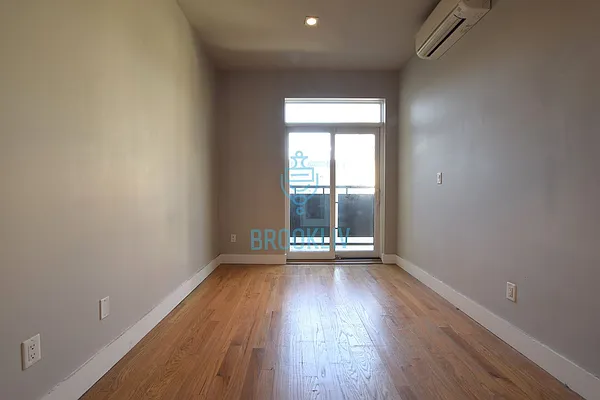 Rented by null | media 41