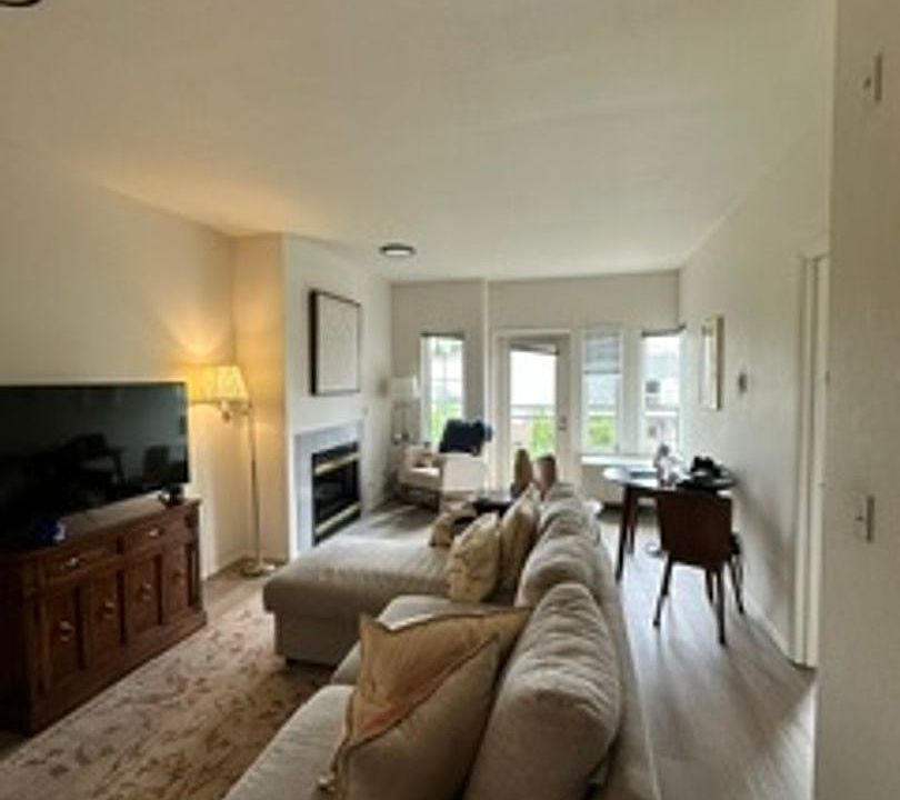 1st image of 1835 Queen Anne Ave N #18819630