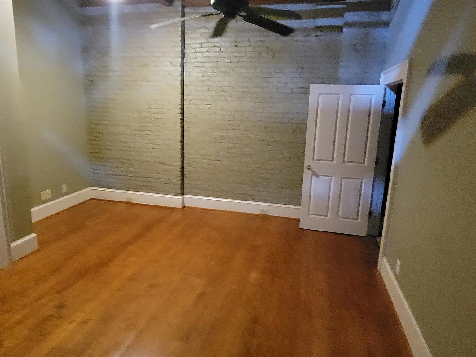 572 Mulberry Street — Photo 2