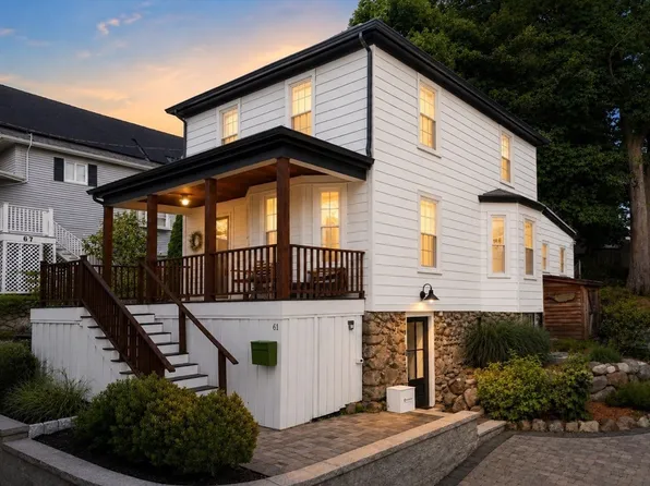 61 Wilmot St, Watertown, MA 02472