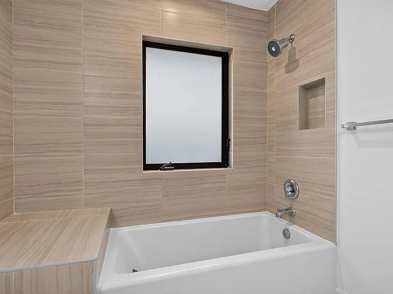 444 NW 41st St #0 — Photo 18