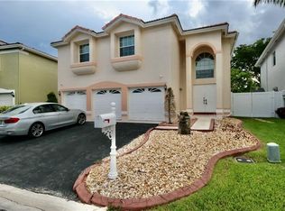 2572 NW 79th Ave, Pompano Beach, FL 33063