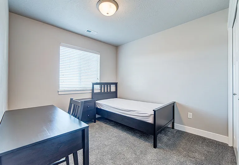 1155 Independence Ave #BASEMENT ROOM — Photo 9