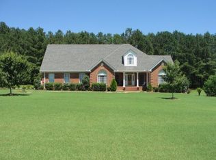 1150 Pine Lake Dr, Corinth, MS 38834