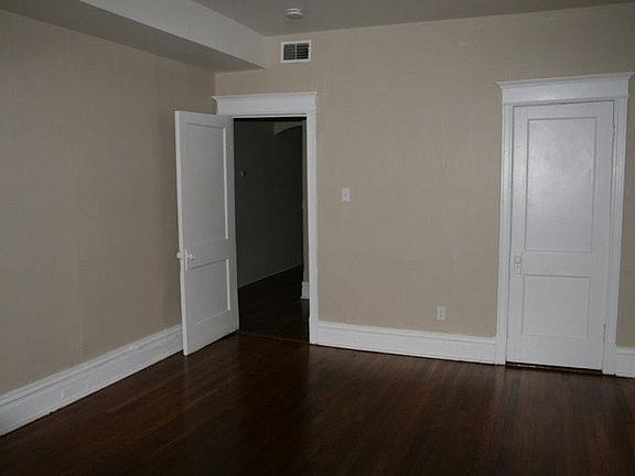 2nd image of 5662 Waterman Blvd APT 2