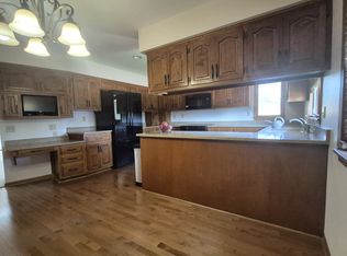 2011 Foxbourne SE, Cedar Rapids, IA 52403