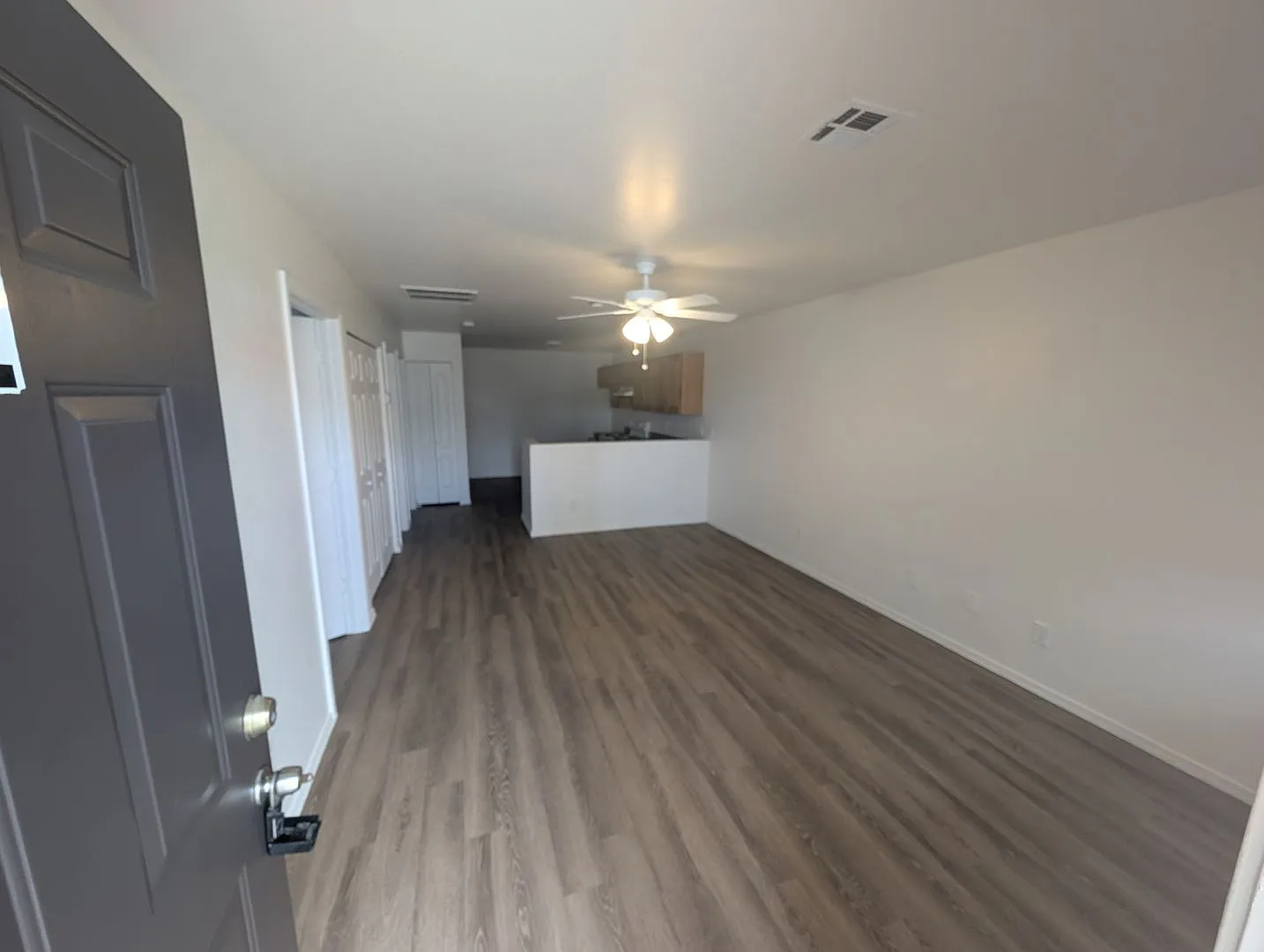 2 Bedroom and 2 Bath Unit — Photo 4