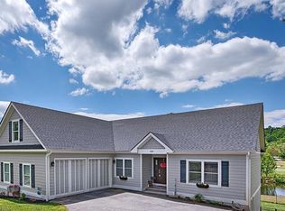 608 Vista Falls Rd, Mills River, NC 28759