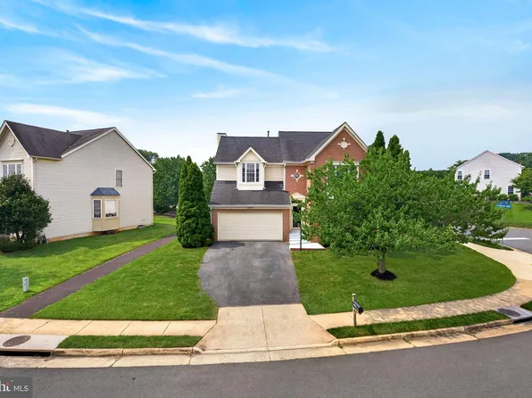 20585 Twelve Oaks Way, Ashburn, VA 20147