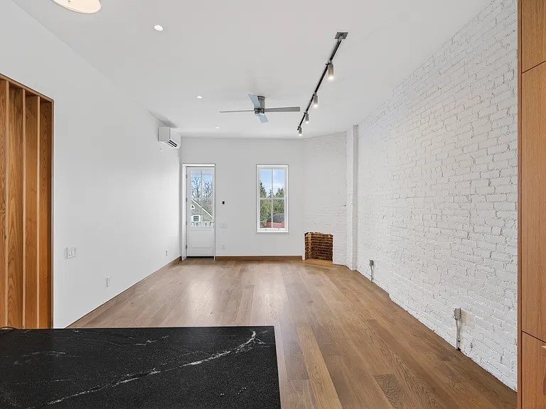 316 Wall St #2 — Photo 19