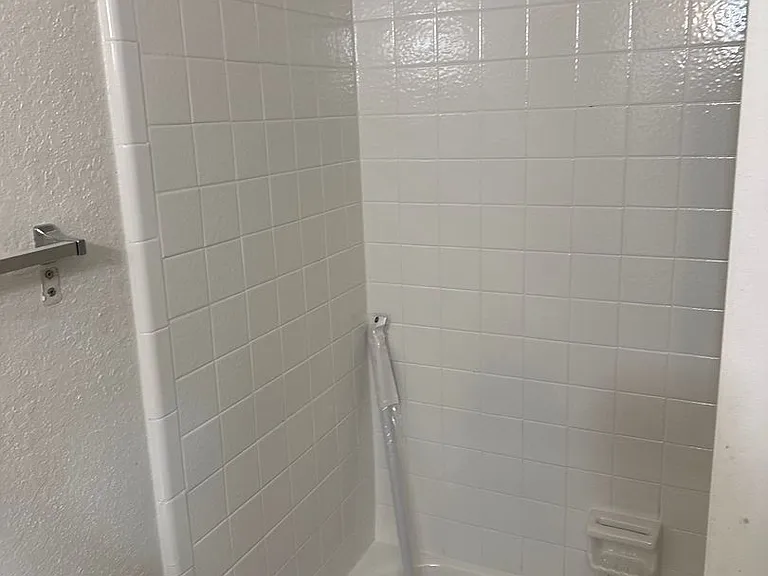 The Lewiston Apartments — Photo 18