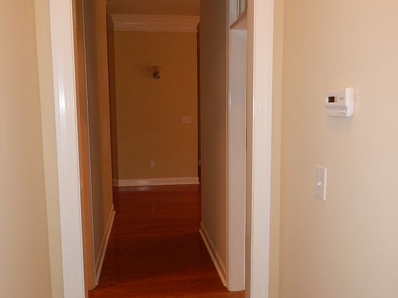2nd image of 102 Paradise Ct #1