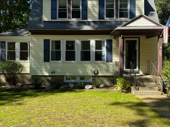 441 Walpole St #A, Canton, MA 02021