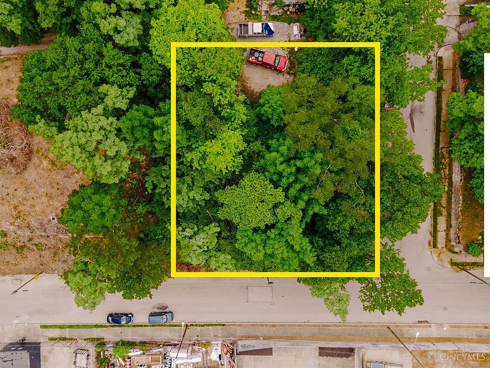 2nd image of 2339 Concord St
