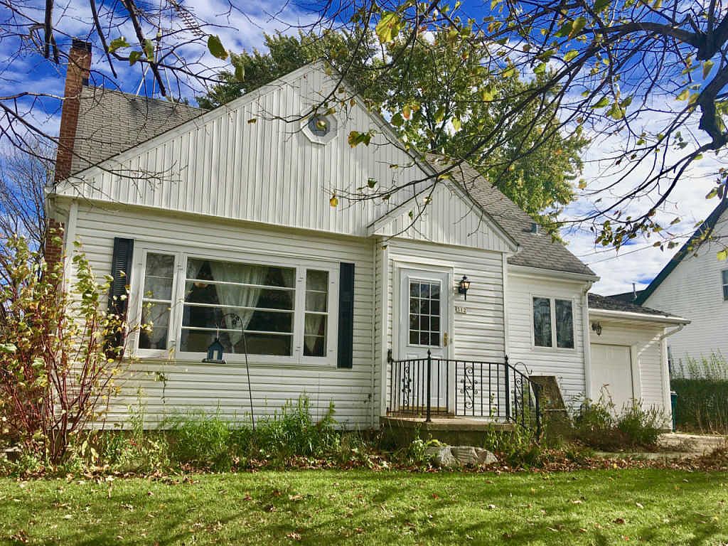 312 N Elm St, Campbellsport, WI 53010 Zillow