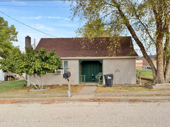 302 W Patrick St, California, MO 65018