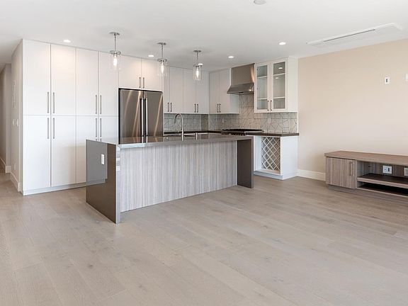 Photo is representative of comparable interior with the same floor plan, finishes, fixtures, and appliances. Actual unit may vary slightly. All units at property are matching however actual unit may vary based on specific location within building.