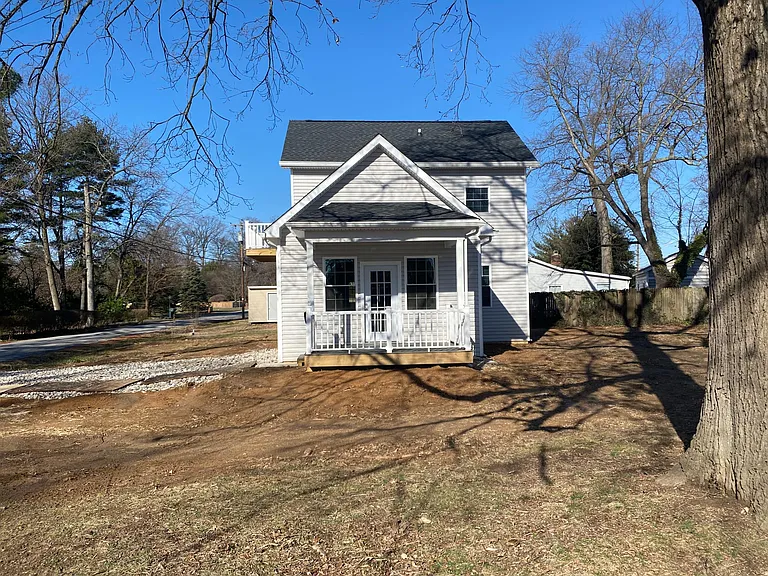 1601 Shore Rd — Photo 24