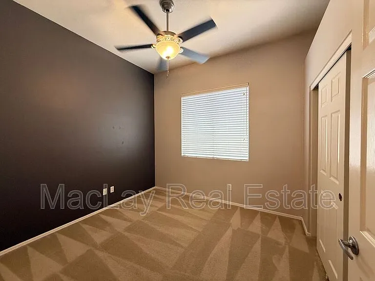 5153 W Dublin Ln — Photo 22
