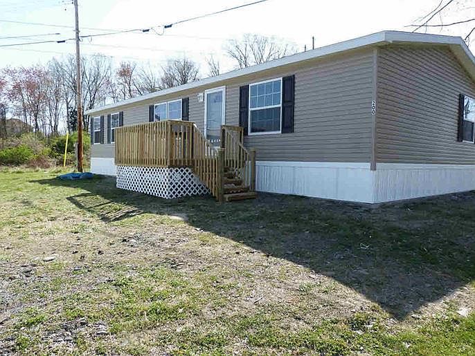 1st image of 410 Sand Gate Dr