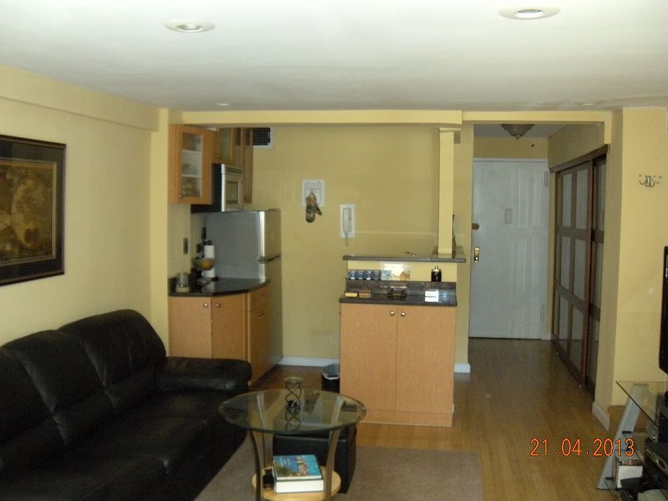 1st image of 321 E 45th St APT 6F