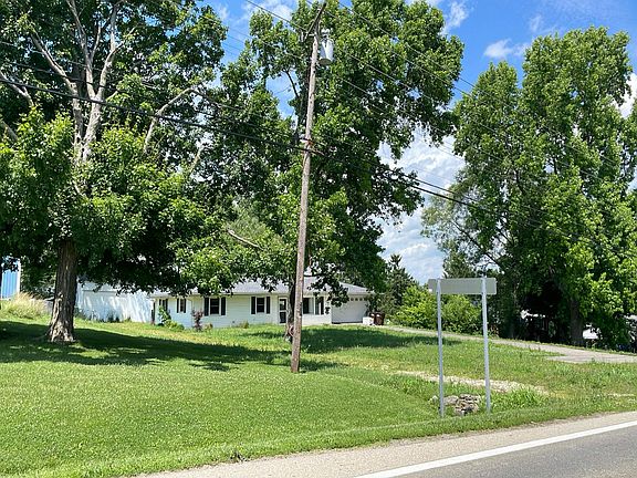 3rd image of 2178 Middletown Eaton Rd