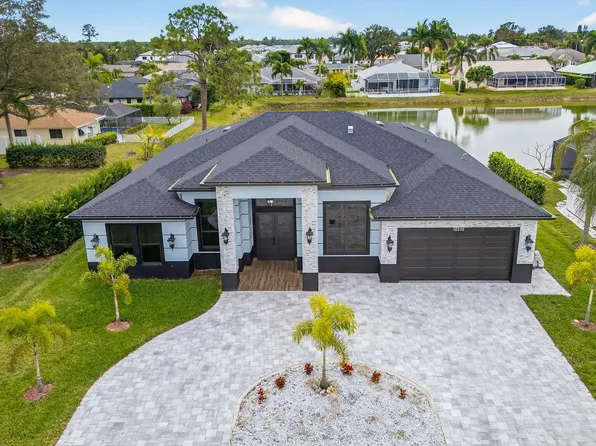 10318 Saint Patrick Ln, Bonita Springs, FL 34135