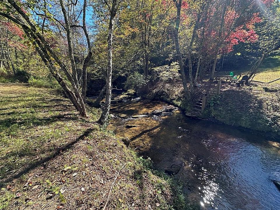 1st image of 26 Arbor Creek Trl