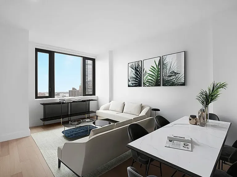 10 City Point #26T — Photo 1