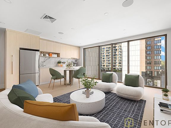 5th image of 960 Franklin Ave #605