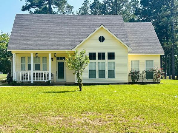 104 Chad Ln