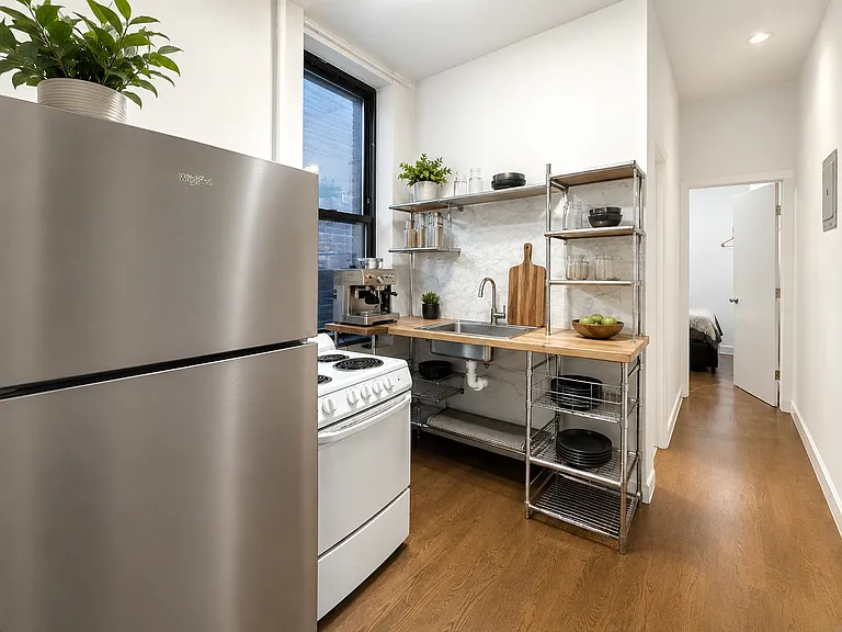 254 Broome St #6 — Photo 4