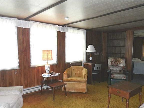 4th image of 1925 Shady Cove Dr