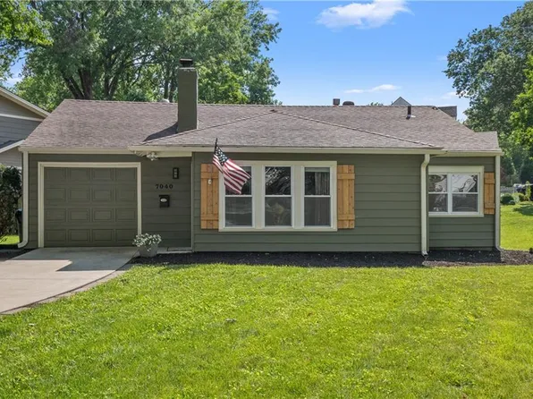 7040 Cedar St, Prairie Village, KS 66208