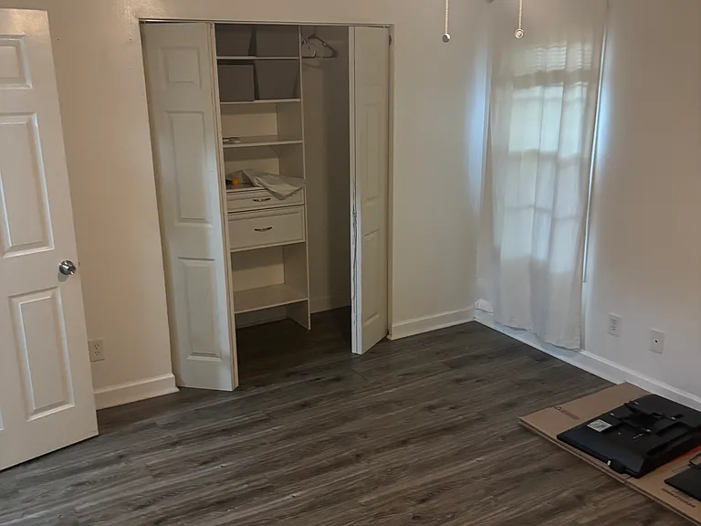 607 Mill Pond Dr SE — Photo 17