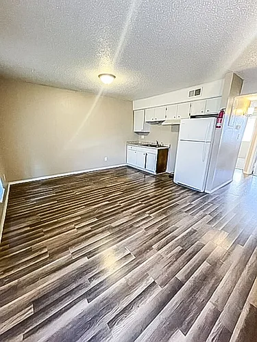 1018 Lamont St Photo 1