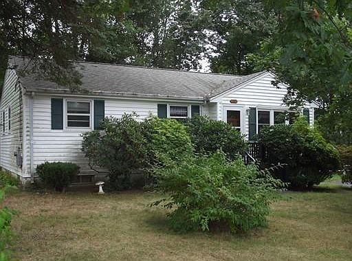 1st image of 18 Sherwood Dr