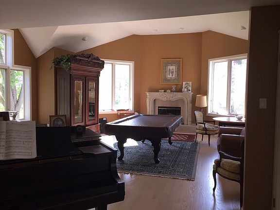 5th image of 501 Wheatfield Ln