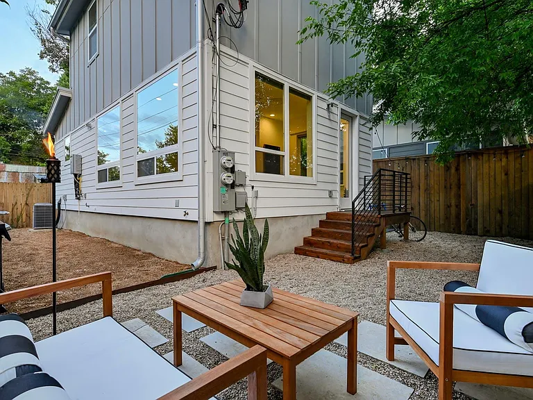 1131 Map St #2 — Photo 4
