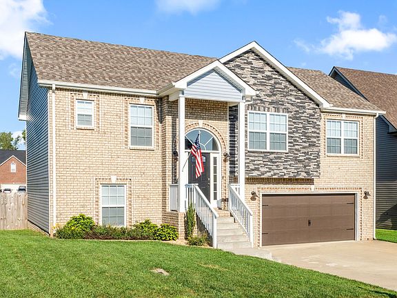 2nd image of 1124 Hilliard Ln