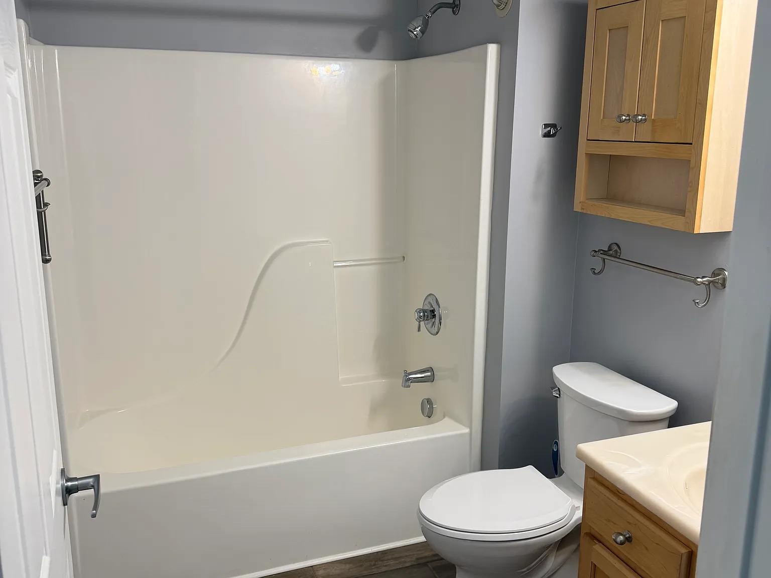 2 bed, 1003 sqft, $1,650 — Photo 4