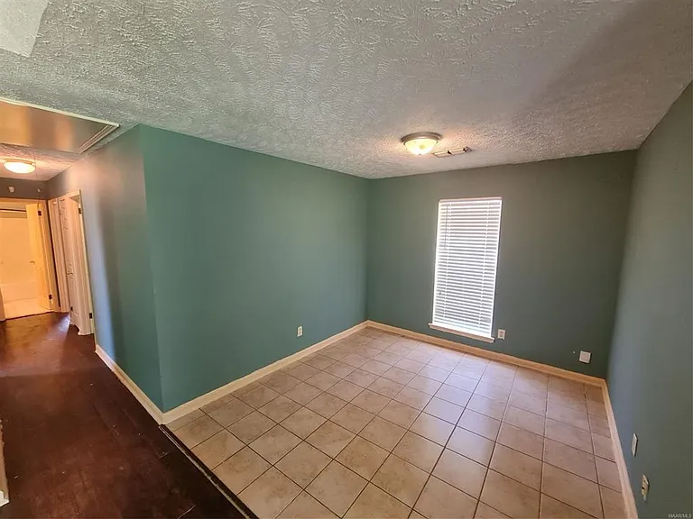 3661 Horseshoe Cir — Photo 4