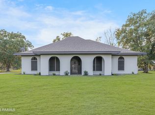 220 River Rd, Lafayette, LA 70501